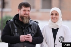 Рамзан Кадыров с дочерью Айшат, май 2024 года, фото ТАСС