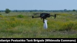 Квадрокоптер DJI Mavic 3