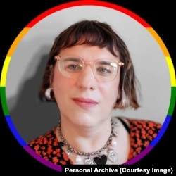 Элис Фемина