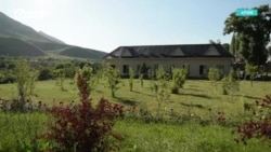 Семью экс-президента Атамбаева выселяют из дома в Кой-Таше