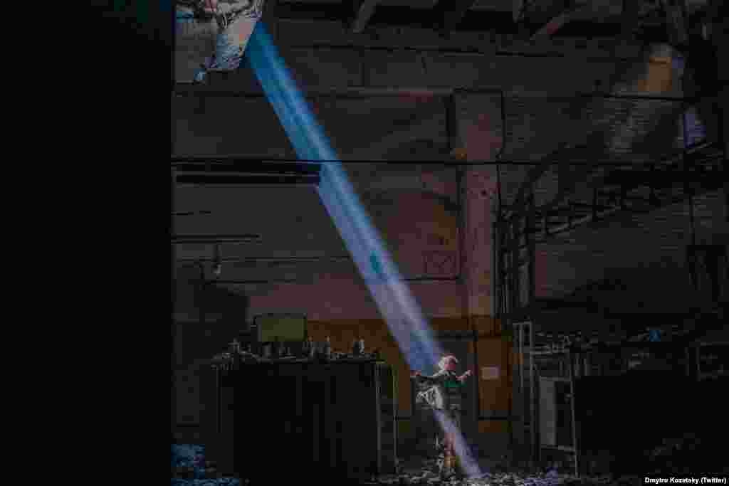 Военнослужащий ВСУ "Орест" на комбинате "Азовсталь" в Мариуполе, 7 мая 2022 года.&nbsp;