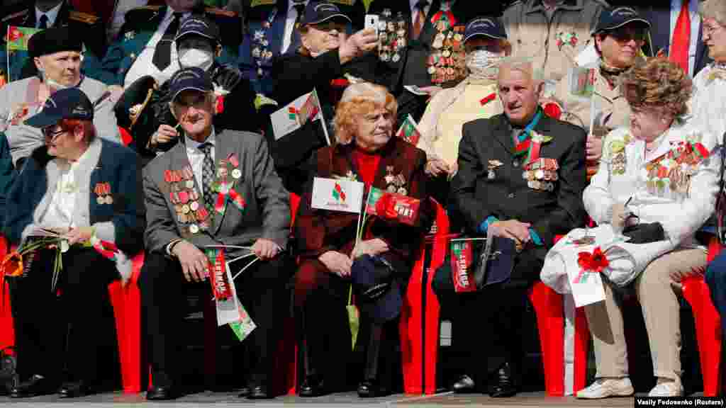 Шествие "Бессмертный полк" при этом в Минске в этом году провести не разрешили