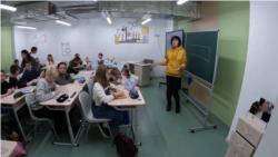 Как учатся дети и работают учителя в подземных школах в Запорожской области Украины